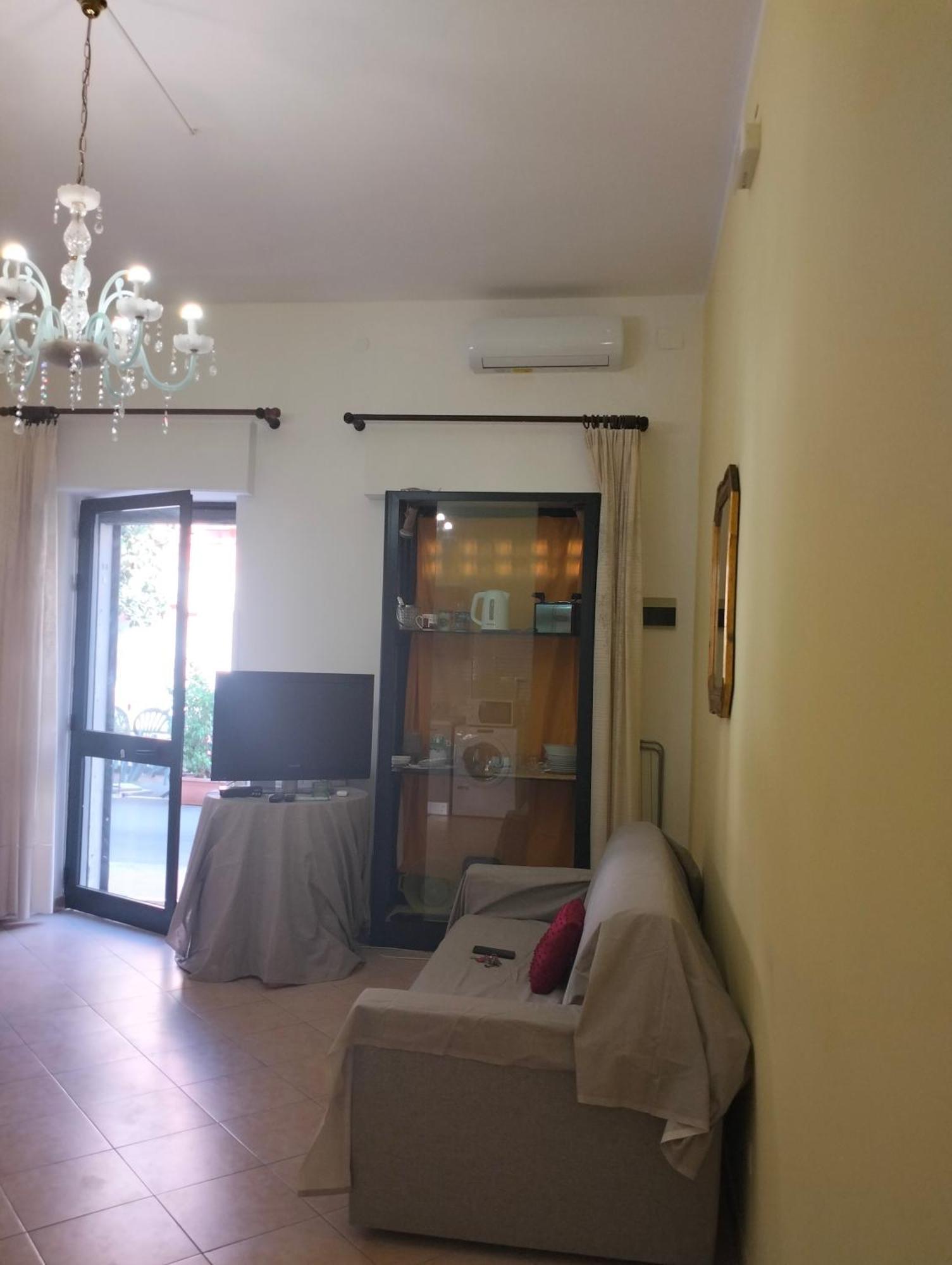 Casa Nicole - Letojanni Taormina Lägenhet Exteriör bild