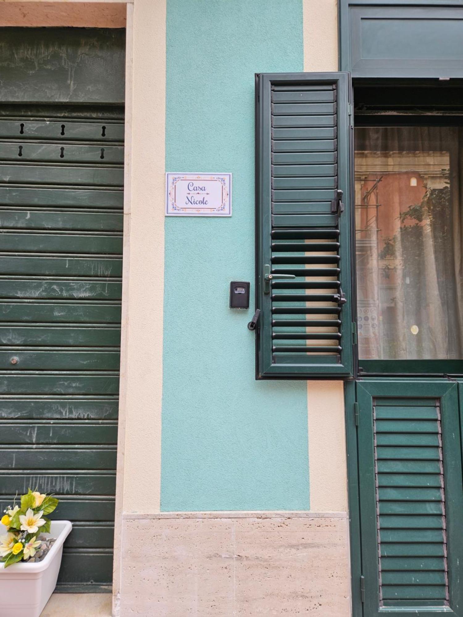 Casa Nicole - Letojanni Taormina Lägenhet Exteriör bild